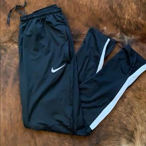 Men’s Large Nike Joggers
